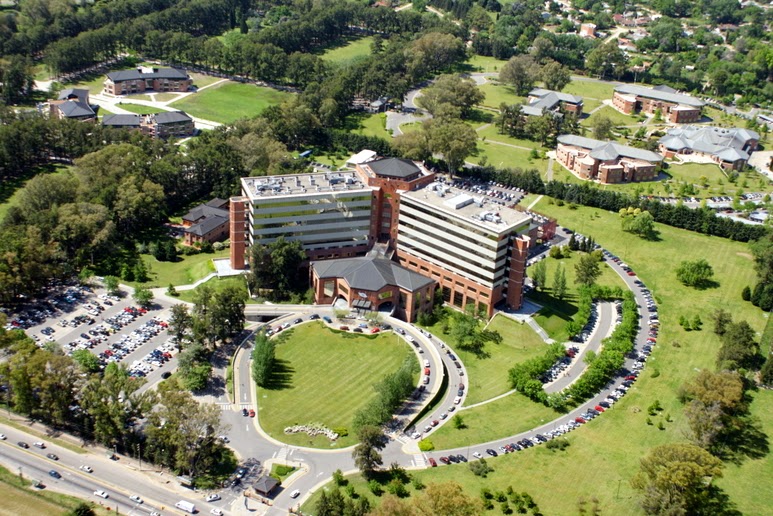 Resultado de imagem para universidad austral