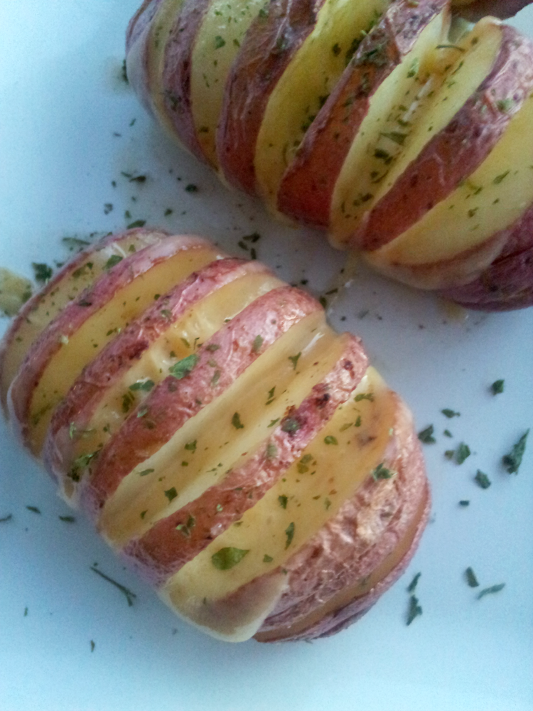 SteakNPotatoesKindaGurl GoudaStuffed Hasselback Potatoes