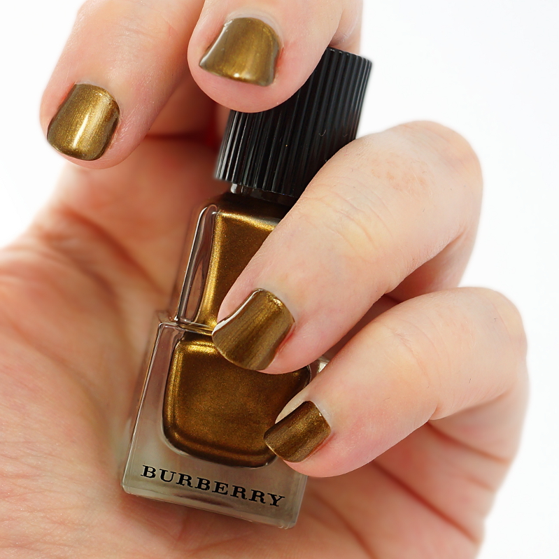 Burberry Nail Polish No 445 Antique Gold Mel Et Fel