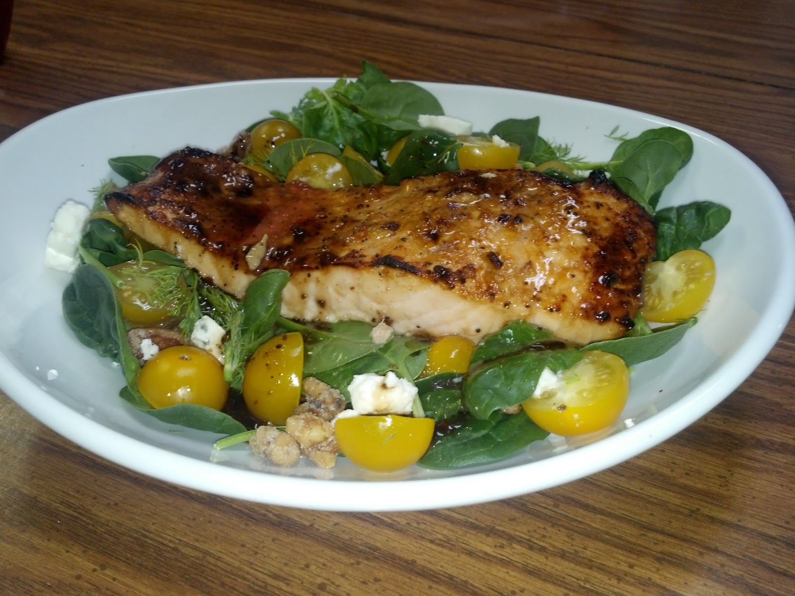 krissie's kitchen Glazed Salmon Spinach Salad