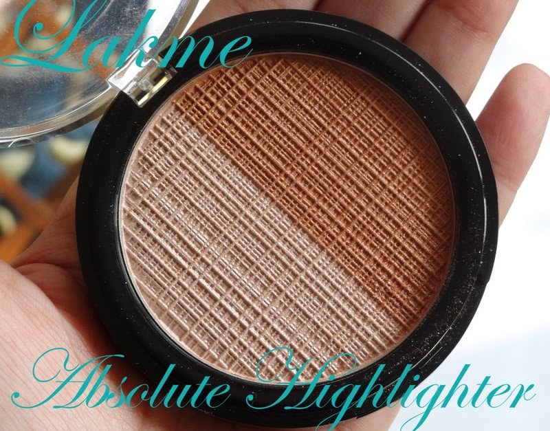 Lakme Absolute Moonlit Highlighter Review, Swatches, FOTD Peachesandblush
