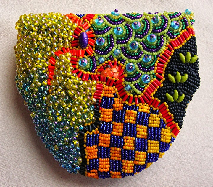 beaded pouch by Becki Applegate, back
