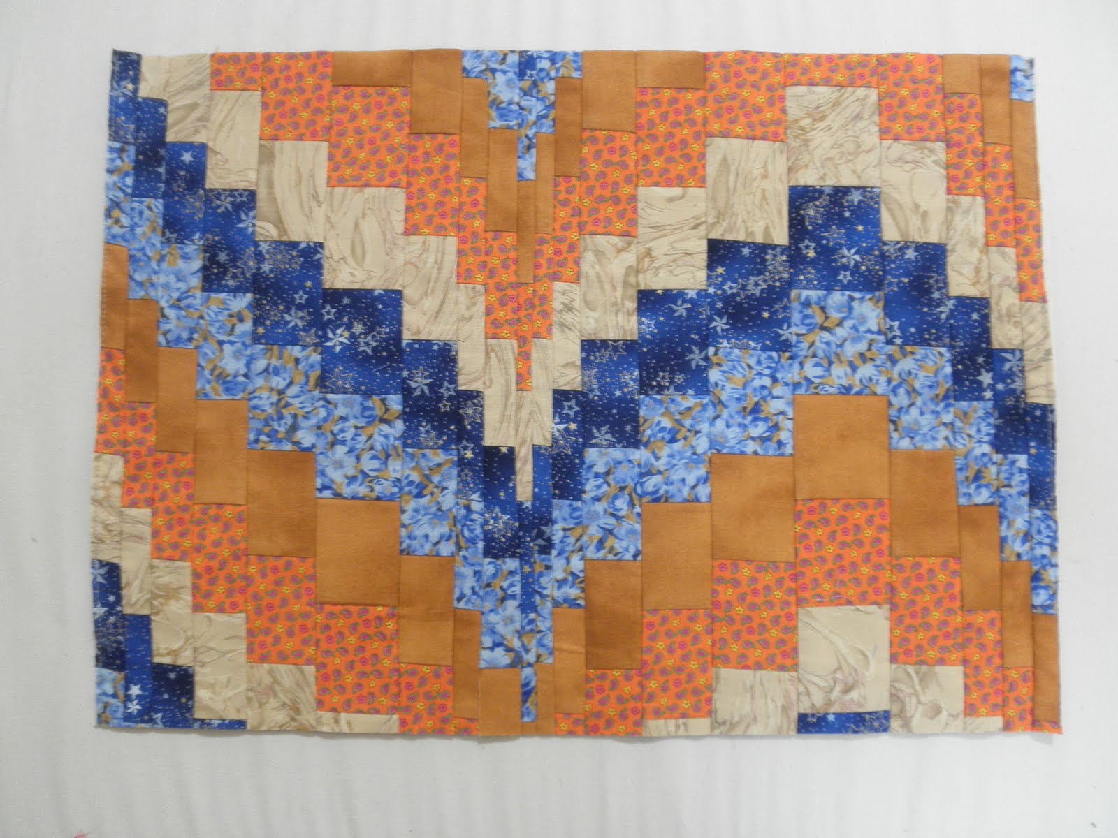 Sew Divertimento FNSI Bargello Placemats