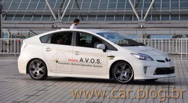 Toyota Prius AVOS - controle iPhone