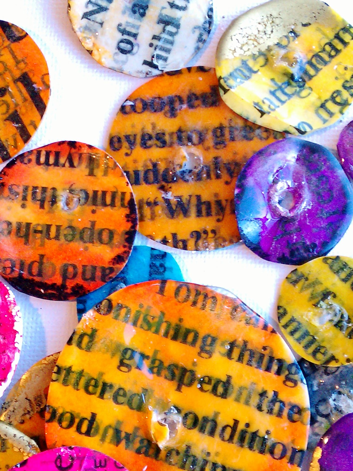 Kelli Nina Perkins Paper Button Tutorial