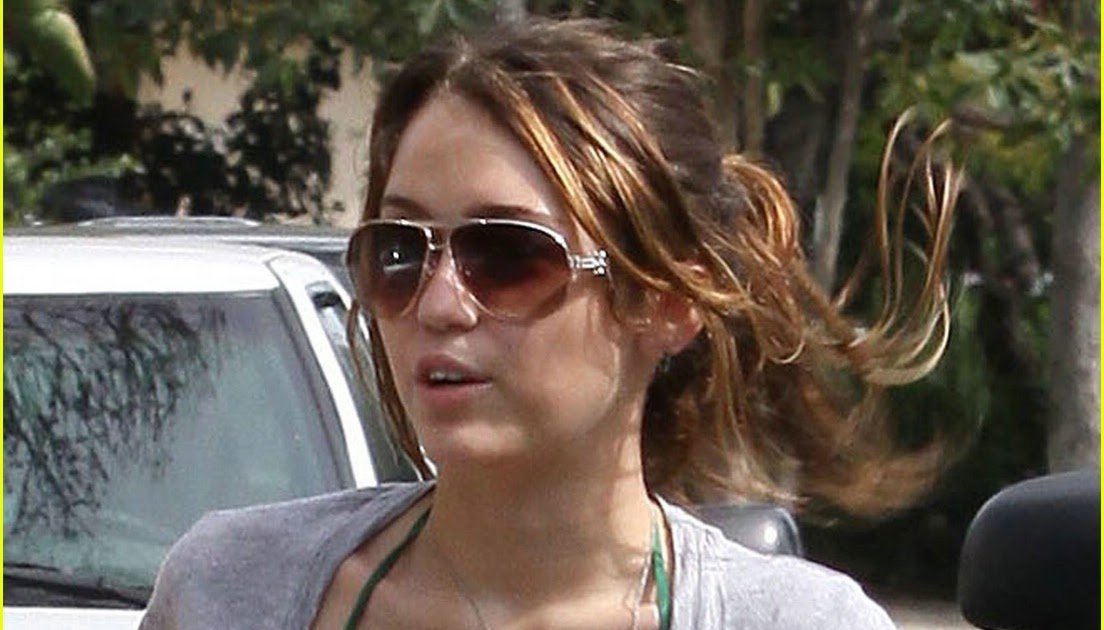 arnold schwarzeneggers son dating miley Maria shriver is ''disgusted'' by miley cyrus' nude of her son's new relationship but is feeling the pressure from her husband, arnold schwarzenegger. arnold schwarzeneggers son dating miley Maria shriver is ''disgusted'' by miley cyrus' nude of her son's new relationship but is feeling the pressure from her husband, arnold schwarzenegger.