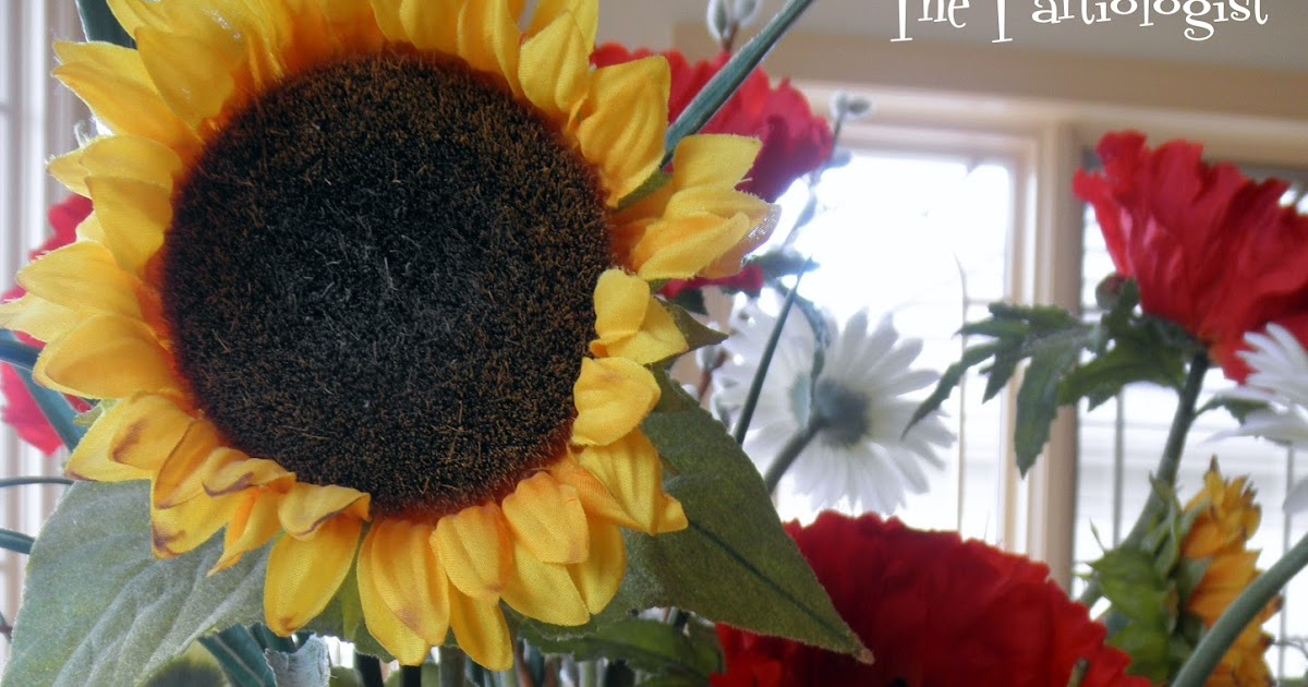 The Partiologist Sunflower Themed Party!