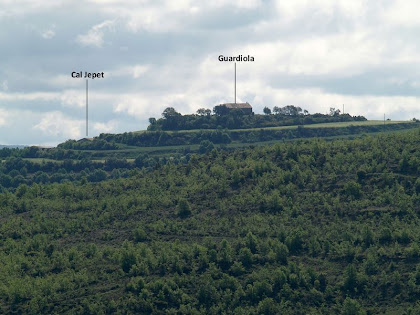 El mas Guardiola i Cal Jepet des del Camí de l'Alzina El mas Guardiola i Cal Jepet des del Camí de l'Alzina