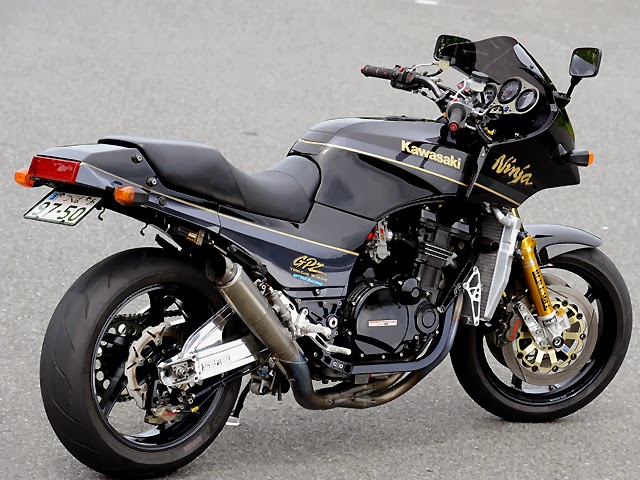 Japan Racer - Page 21 Kawasaki+GPZ-900R+RCM226+by+Red+Eagle+Sanctuary+04