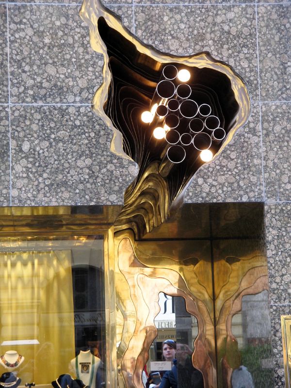 Hidden Architecture SCHULLIN I Jewellery Store