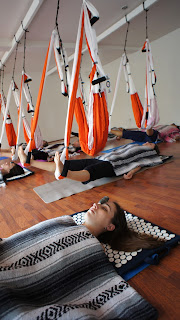 AeroYoga® es el primer método de Yoga Aéreo introducido en España por Rafael Martinez, siendo el AeroYoga®® Institute el precursor de la litoterapia aplicada la trabajo en suspensión.