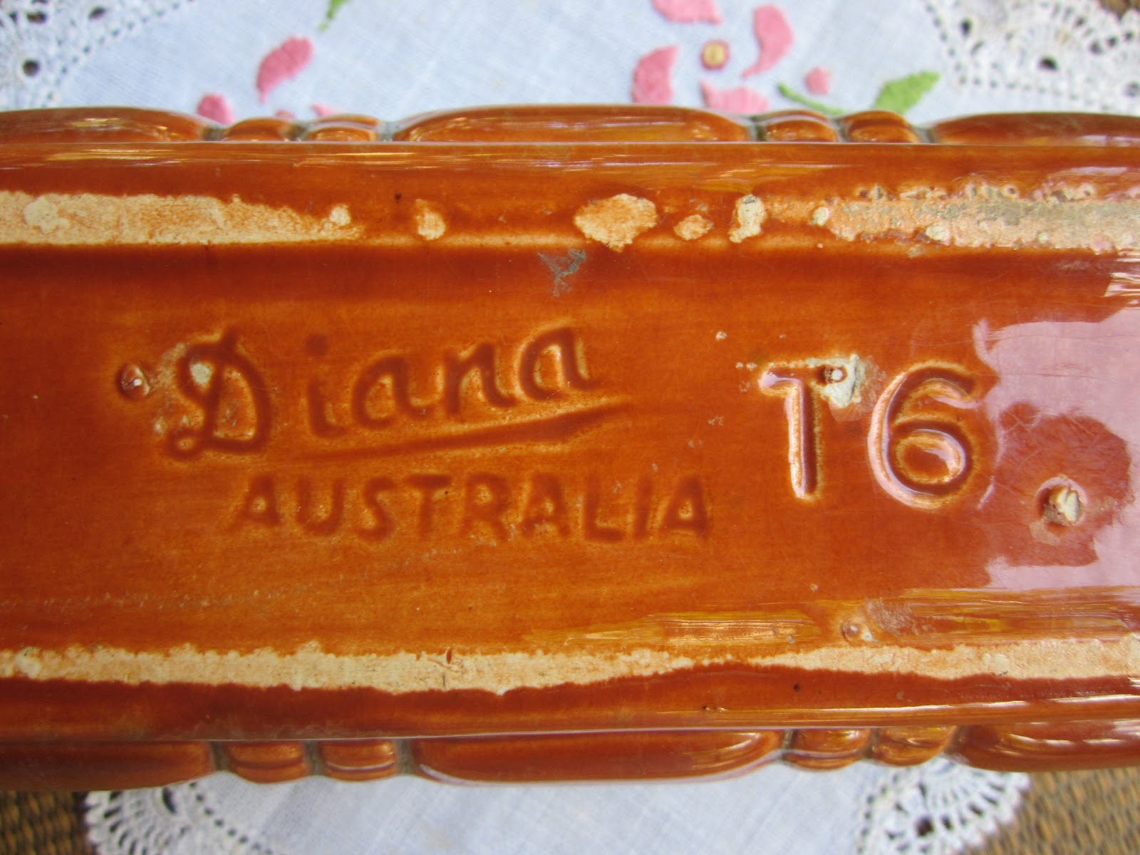 Johnnyfive Collectables Two Pieces of Australian Pottery