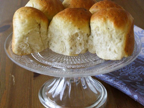 Garlic and Herb Pull Apart Rolls