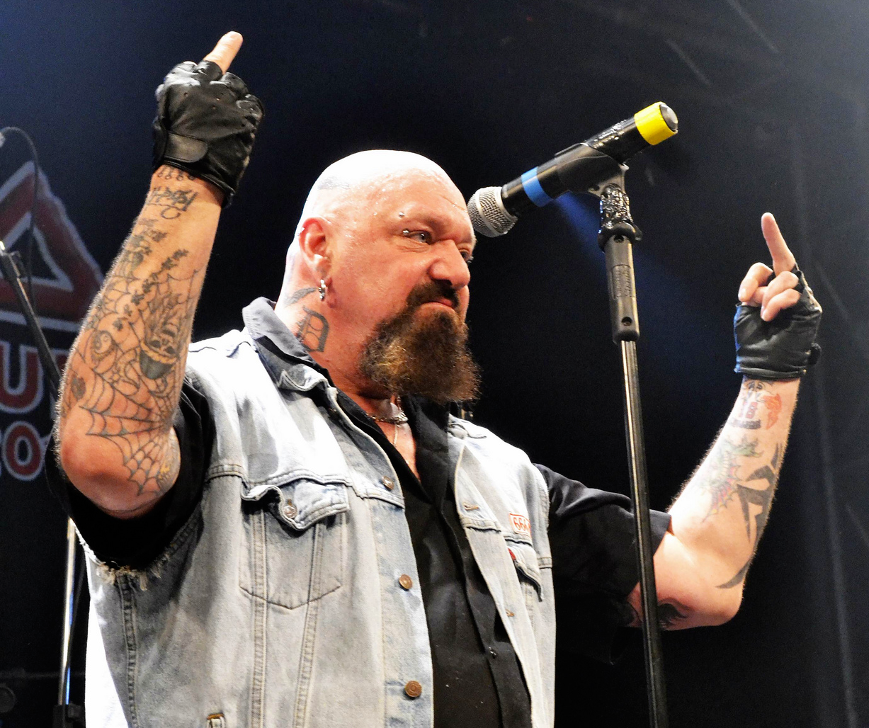 Paul Di’Anno "O som do primeiro álbum do Iron Maiden é horrível"