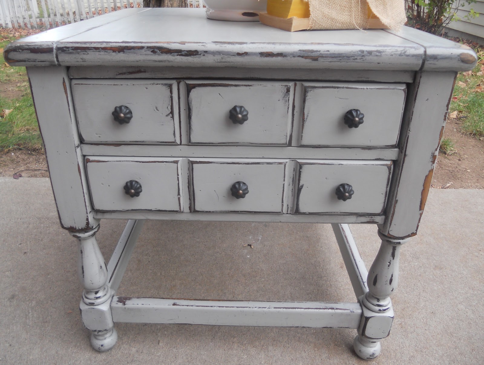 {createinspire} side table redo