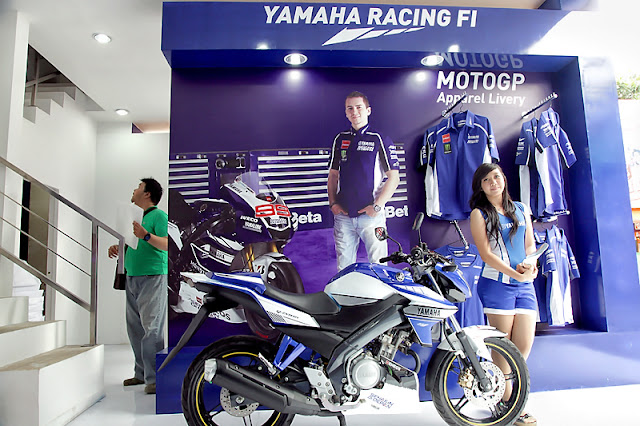 Foto Yamaha New Vixion Warna Biru Foto Yamaha New Vixion Warna Biru
