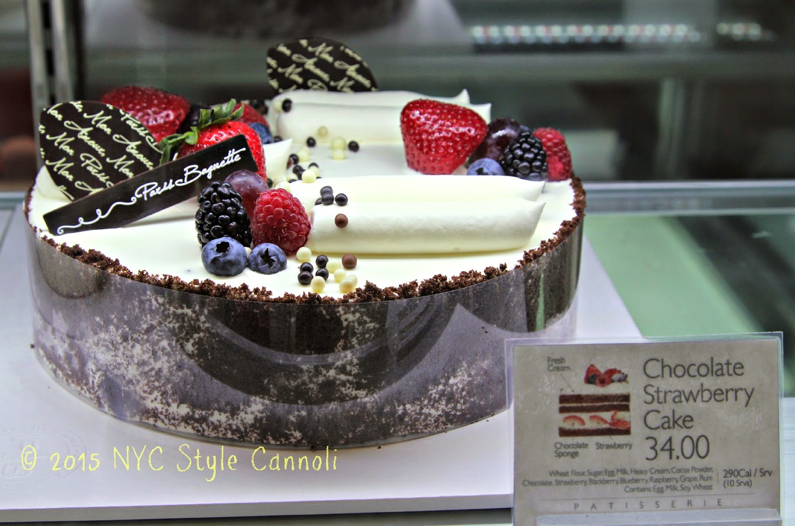 Paris Baguette NYC, Style & a little Cannoli