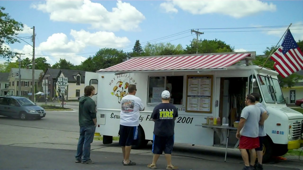 The Hot Dog Truck Hot Doggin in Maine Hot Digity Dog in Kennebunk, Maine