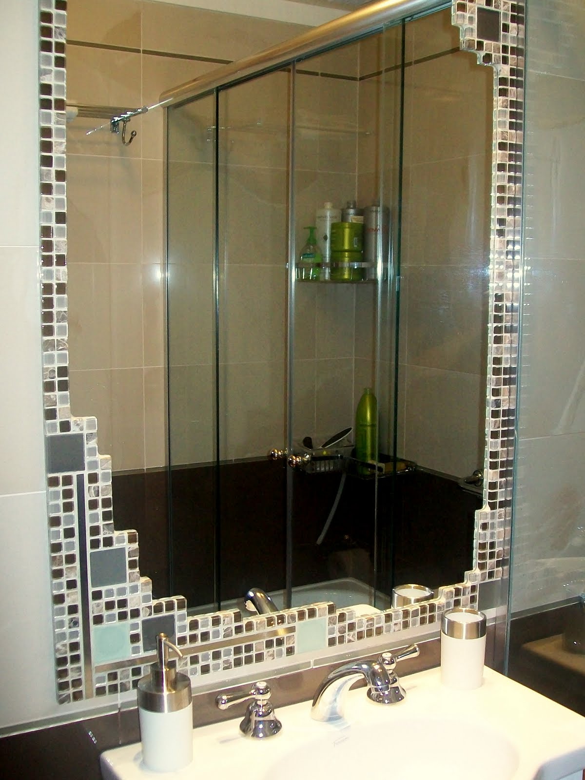 Espejos LiArO: Espejos para baños