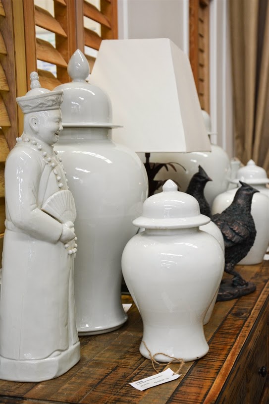 Lee Caroline A World of Inspiration Chalk Paint™ Decorative paint