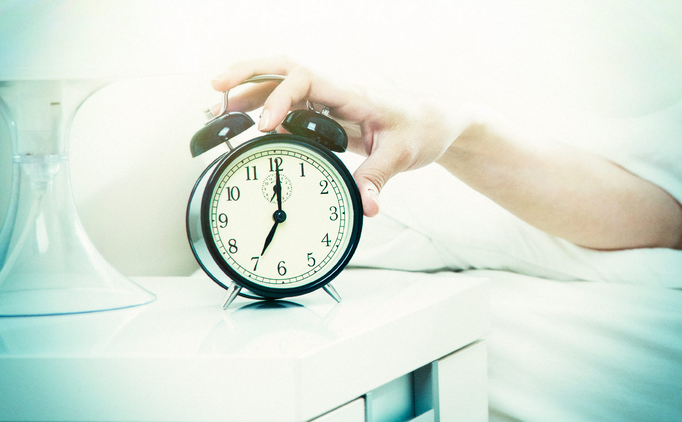 These Tips Will Help You Stop Hitting Snooze and Give You More Energy for Your Day!
