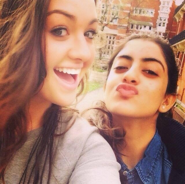 Amitabh Bachchan Grand daughter Navya Naveli Nanda Photos | Tea Kaddai