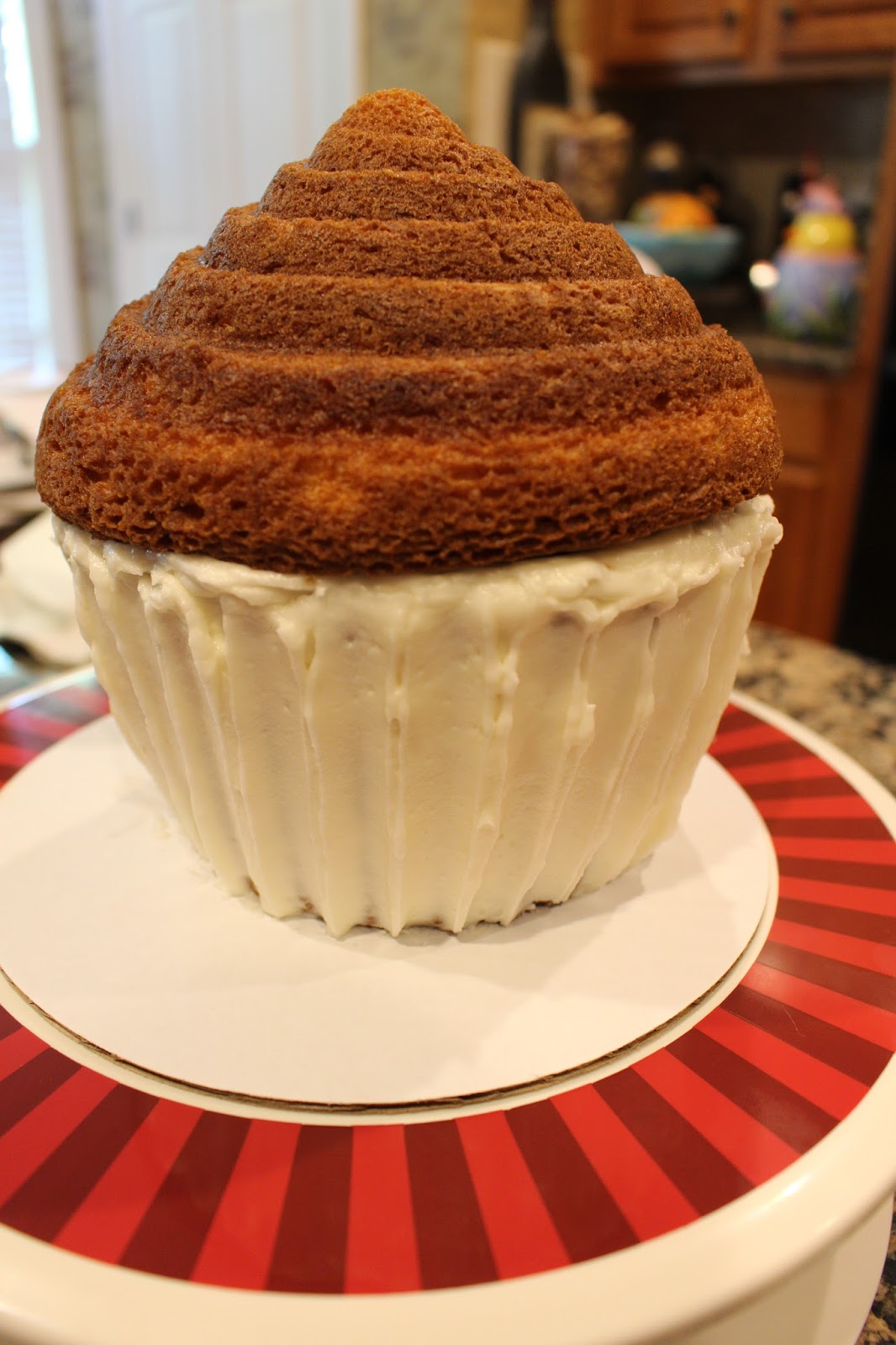 Harris Sisters GirlTalk How to Make a Giant Cupcake