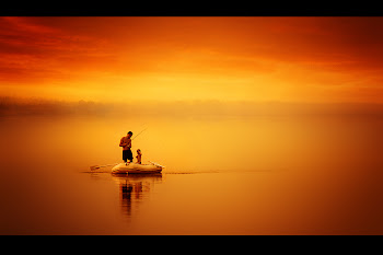 Pai e filho Pescando