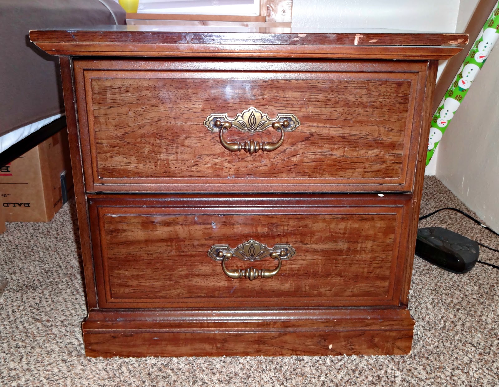SeeMeSew Nightstand redo