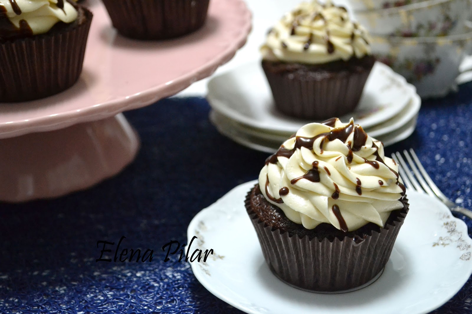 Mi Recetario por Elena Pilar Cupcakes de chocolate y Baileys con