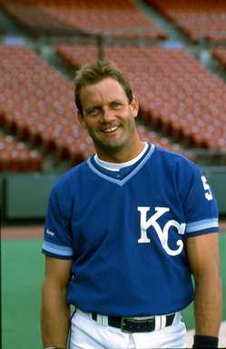 a biography of the lives of robin yount and george brett George brett : biography named after fellow hall of famer robin yount of the milwaukee brewers) brett has also continued to raise money for als (amyotrophic . a biography of the lives of robin yount and george brett George brett : biography named after fellow hall of famer robin yount of the milwaukee brewers) brett has also continued to raise money for als (amyotrophic .