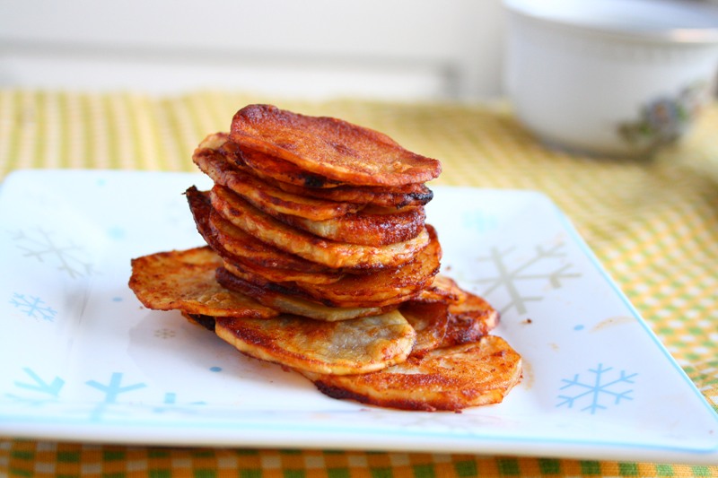 collecting memories Baked Potato Chips with Avocado Garlic Dip
