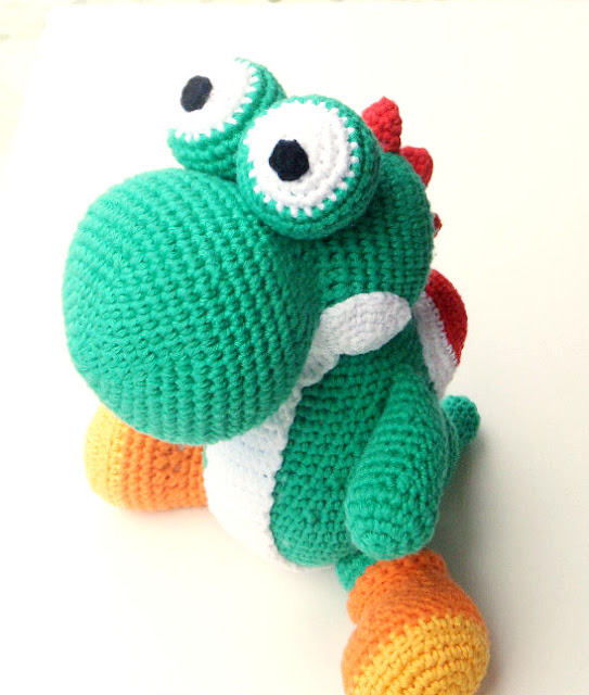 Yoshi amigurumi Terapia Ganchillera