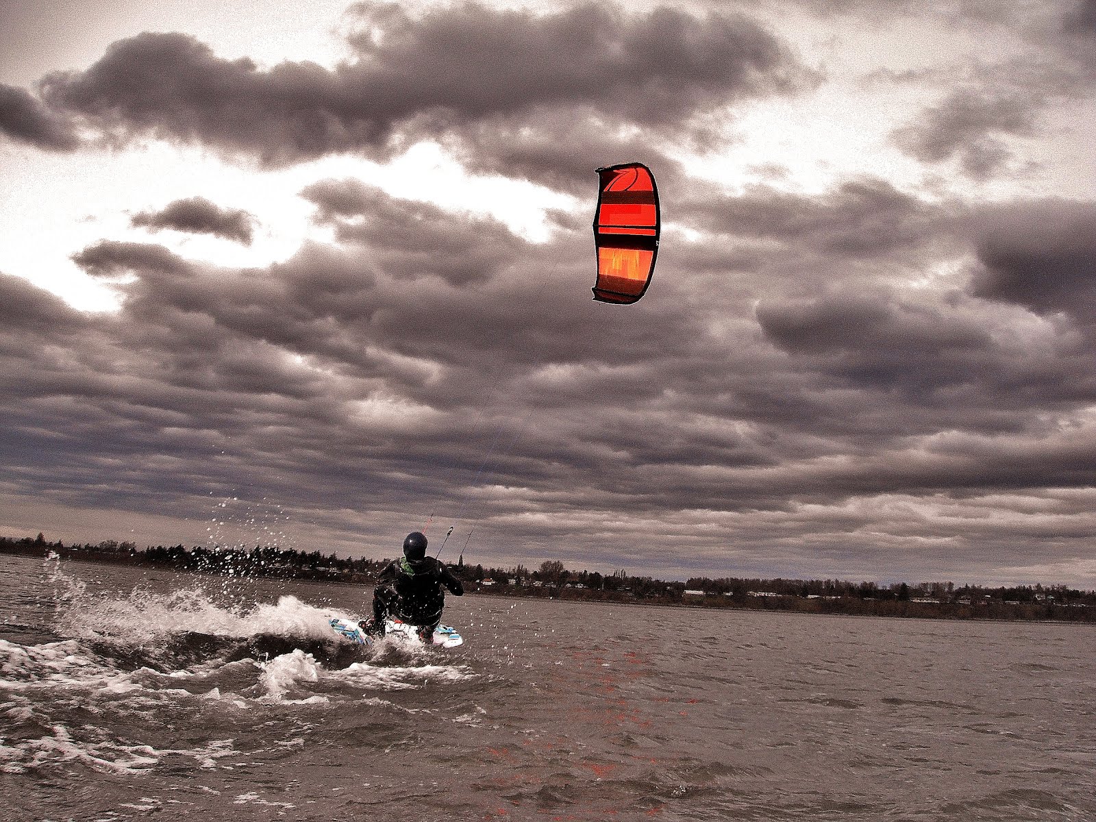Why take kiteboarding lessons from a school ? Washington Adventures