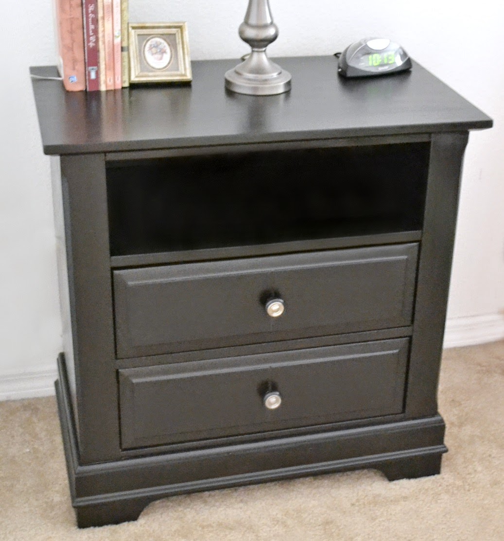 It's A Mom's World My 40 Nightstands Makeover Using Black Stain