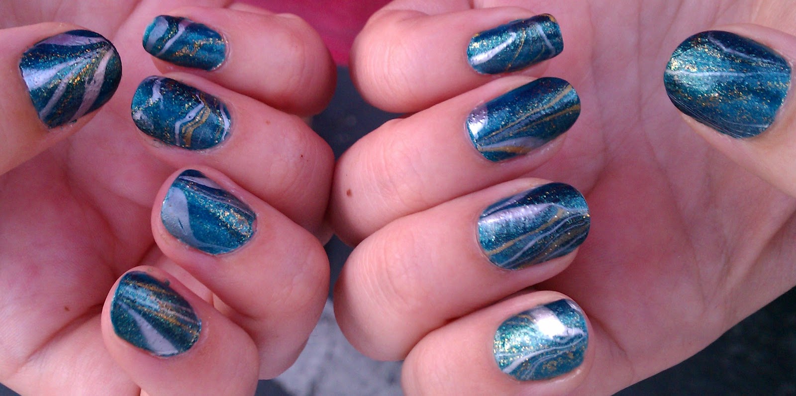 $4 Blue/green/gold and glitter – Water Marble Nail Art