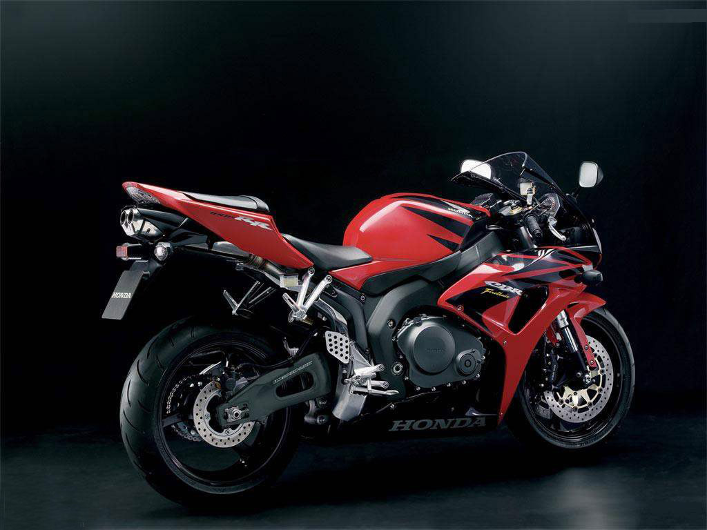 http://2.bp.blogspot.com/-nxgVjXYLcd4/TelU3tYAoxI/AAAAAAAACT4/1tzE0e-_x_4/s1600/super-bikes-wallpapers.jpg