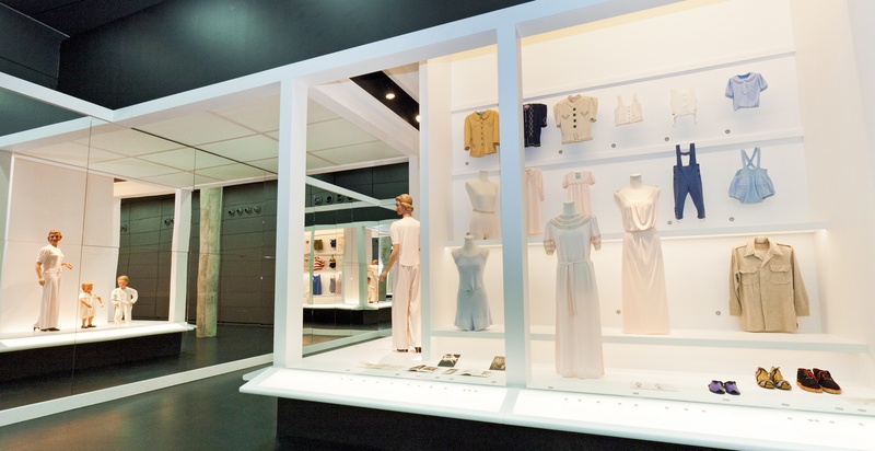 Merz Akademie Opening Online Best Effort Network By Facebook