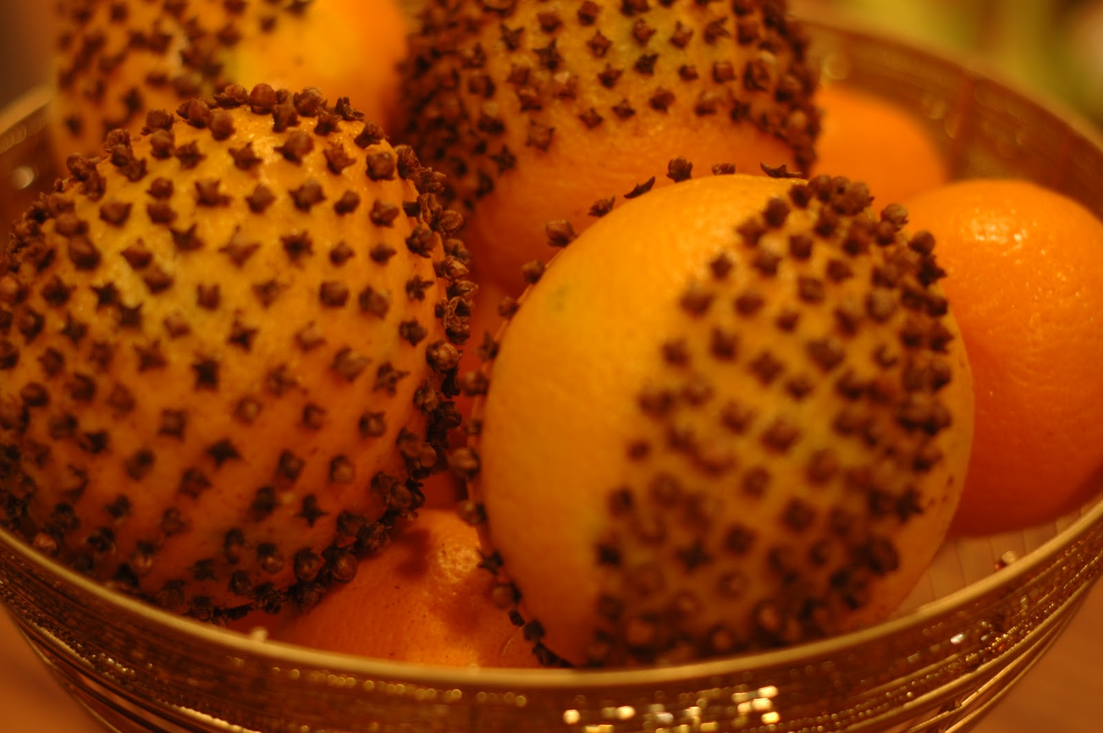 Betwixt & Between Orange Cloves