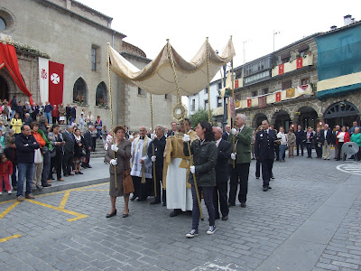 Los bejaranos despiden el Corpus con la procesión de la Octava - GALERÍA DE FOTOS - 15 de junio de 2015