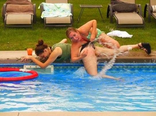 Big Boobs Hentai Movie With Lesbo Fun In Pool