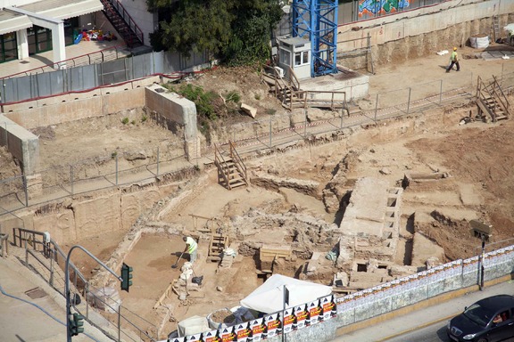 Ένας θησαυρός στα έγκατα της Θεσσαλονίκης 13 Anaskafi Sintrivani