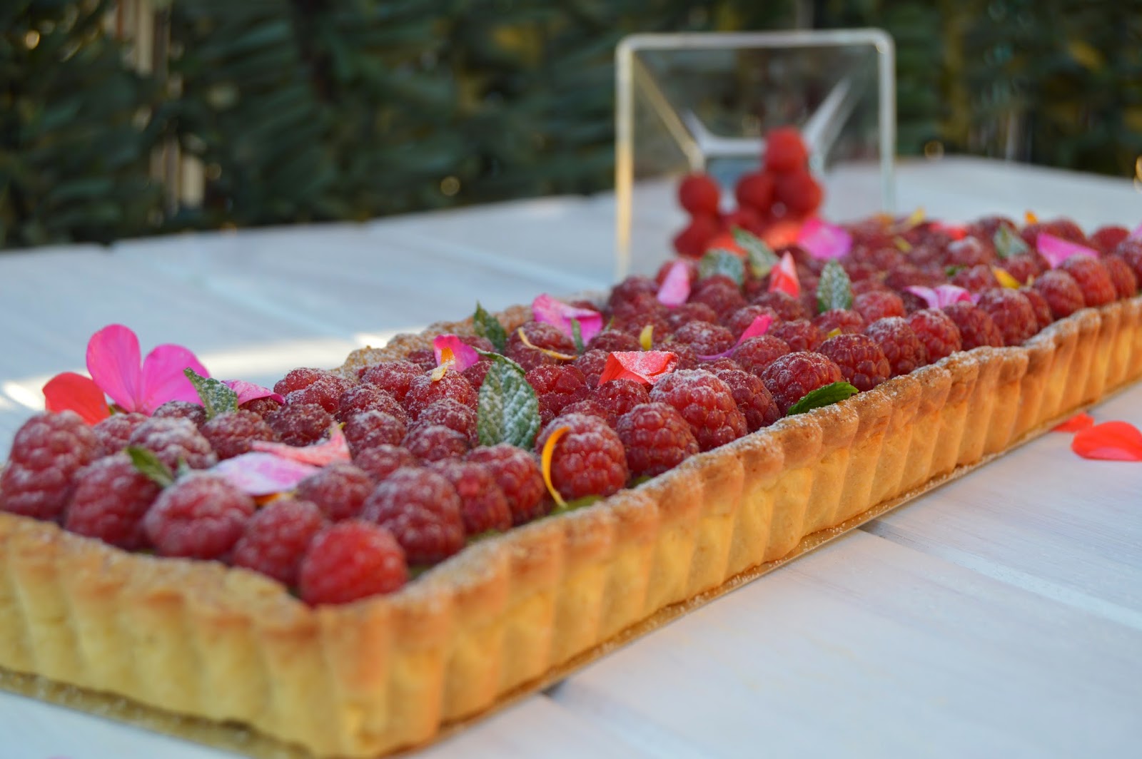 DULCE GOURMETT: TARTA DE FRAMBUESAS Y TE MATCHA / RASPBERRY MATCHA TEA TART