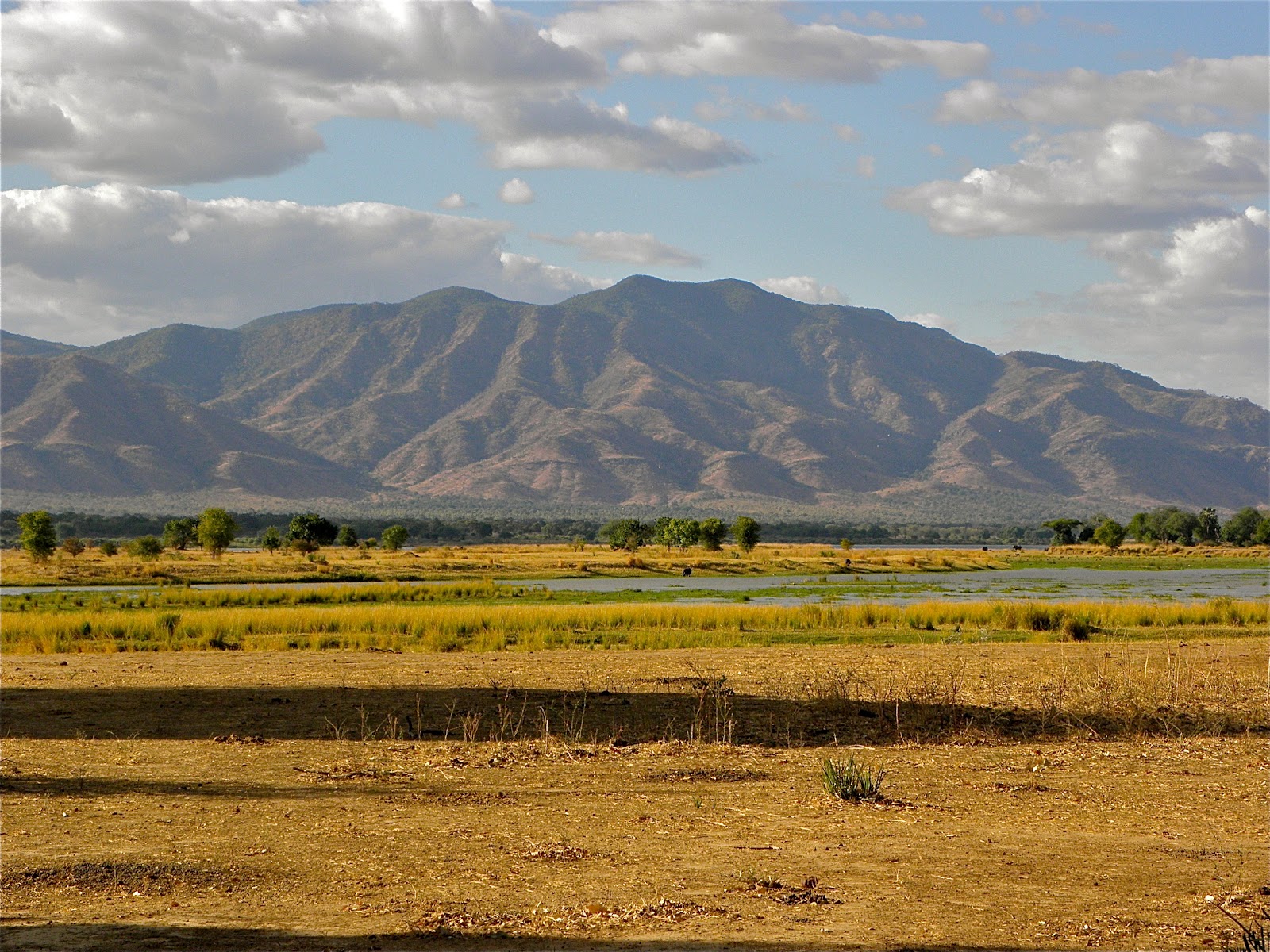 A Breath of Fresh Air Zimbabwe Land and Skyscapes................