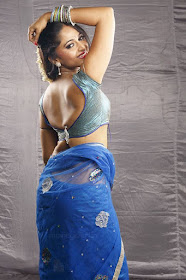 Anushka-in-blue-saree-spicy-hot-photos Anushka-in-blue-saree-spicy-hot-photos