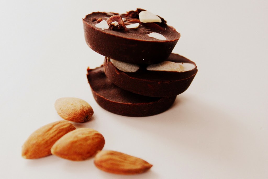 easy raw chocolate almond truffles