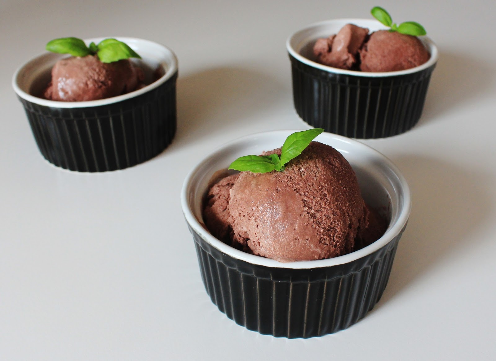 One Kitchen A Thousand Ideas Homemade Chocolate Ice Cream