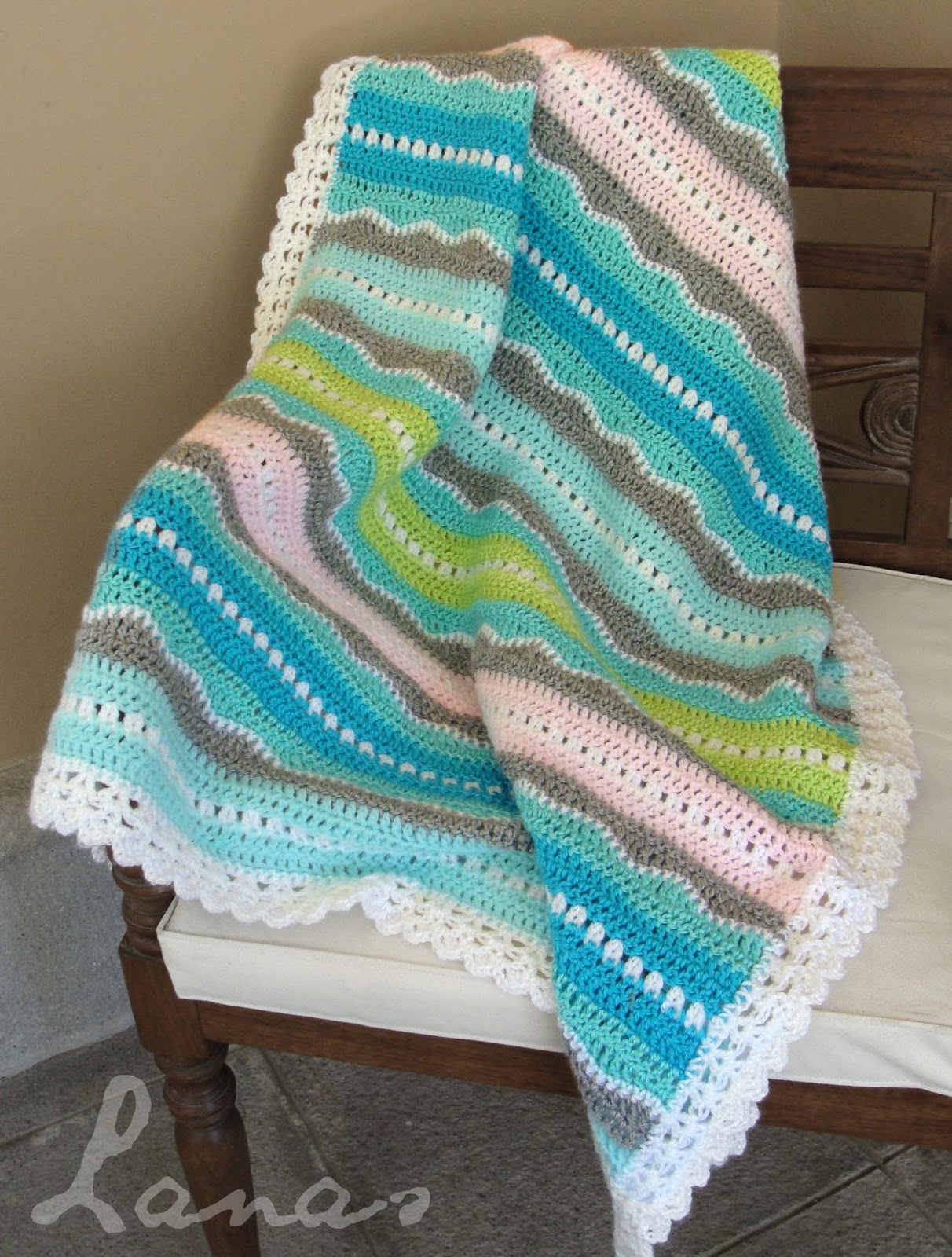 Bundle in Blue Crochet Baby Blanket Pattern ...