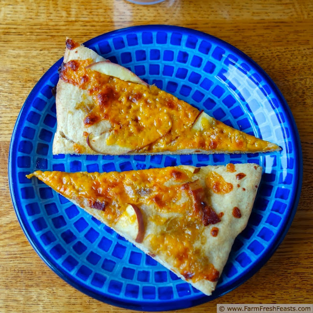 Cheddar Apple Onion Bacon Pizza | Farm Fresh Feasts