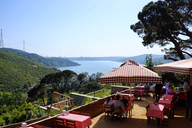 yoros kalesi-ucuncu kopru-anadolu kavagi-istanbul kacamaklari-cam bahce kafe